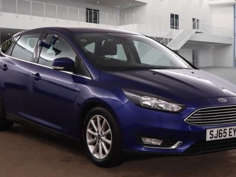 Ford Focus 1.0 Focus Titanium 5dr 3