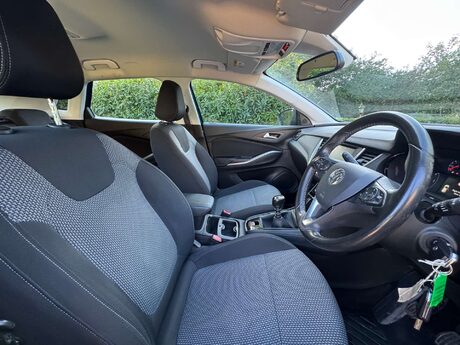 Vauxhall Grandland X 1.2 Grandland X SE T S/S 5dr 10