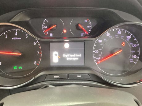Vauxhall Crossland X 1.2 Crossland X Elite Nav 5dr 9