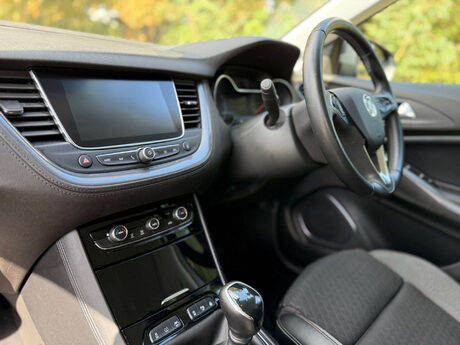 Vauxhall Grandland X 1.2 Grandland X Sport Nav T S/S 5dr 48