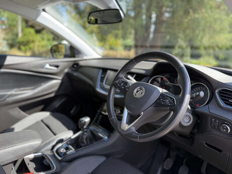 Vauxhall Grandland X 1.2 Grandland X Sport Nav T S/S 5dr 21