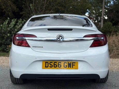 Vauxhall Insignia 1.4 Insignia SRi Nav S/S 5dr 9