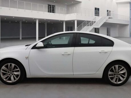 Vauxhall Insignia 1.4 Insignia SRi Nav S/S 5dr 6