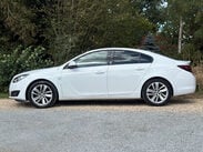 Vauxhall Insignia 1.4 Insignia SRi Nav S/S 5dr 8
