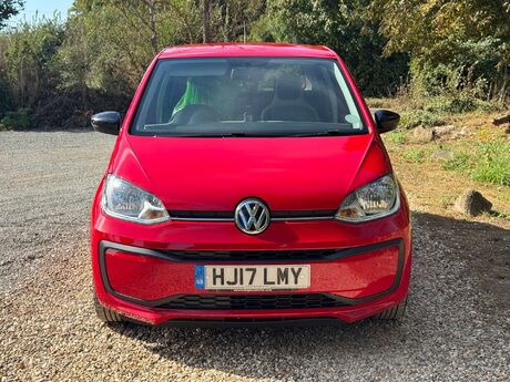 Volkswagen Up 1.0 Up by Beats 5dr 2