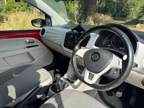Volkswagen Up 1.0 Up by Beats 5dr 13