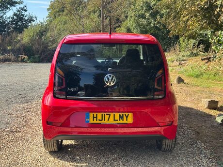 Volkswagen Up 1.0 Up by Beats 5dr 6