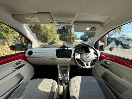 Volkswagen Up 1.0 Up by Beats 5dr 12