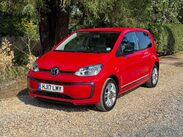 Volkswagen Up 1.0 Up by Beats 5dr 3