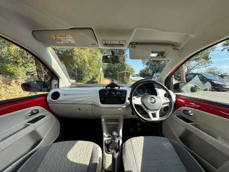 Volkswagen Up 1.0 Up by Beats 5dr 11