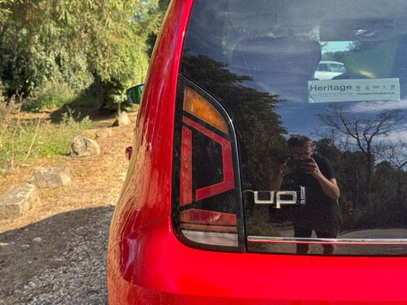 Volkswagen Up 1.0 Up by Beats 5dr 24