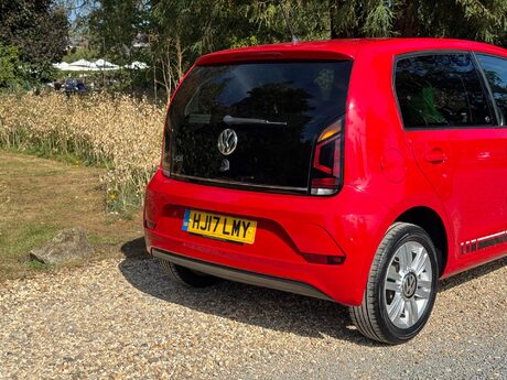 Volkswagen Up 1.0 Up by Beats 5dr 8