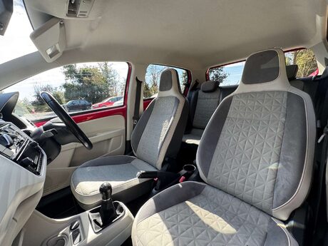 Volkswagen Up 1.0 Up by Beats 5dr 28