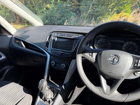 Vauxhall Zafira 1.4 Zafira Tourer Design T 5dr 15