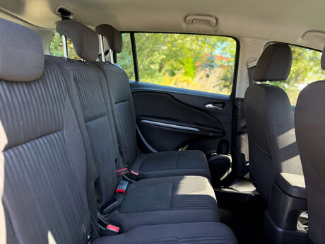 Vauxhall Zafira 1.4 Zafira Tourer Design T 5dr 25