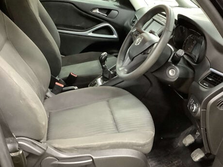 Vauxhall Zafira 1.4 Zafira Tourer Design T 5dr 7