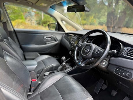 Kia Carens 1.7 Carens 3 Sat Nav EcoDynamics CRDi 5dr 3