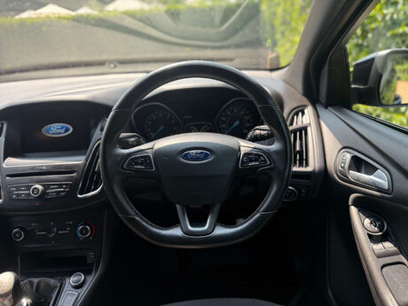 Ford Focus 1.0T EcoBoost ST-Line Euro 6 (s/s) 5dr 22