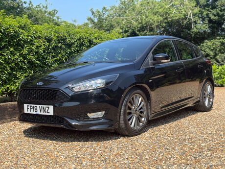 Ford Focus 1.0T EcoBoost ST-Line Euro 6 (s/s) 5dr 11