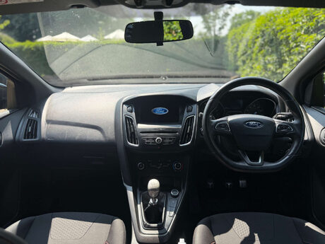 Ford Focus 1.0T EcoBoost ST-Line Euro 6 (s/s) 5dr 21