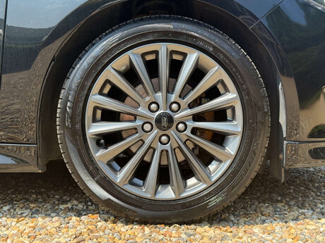 Ford Focus 1.0T EcoBoost ST-Line Euro 6 (s/s) 5dr 15