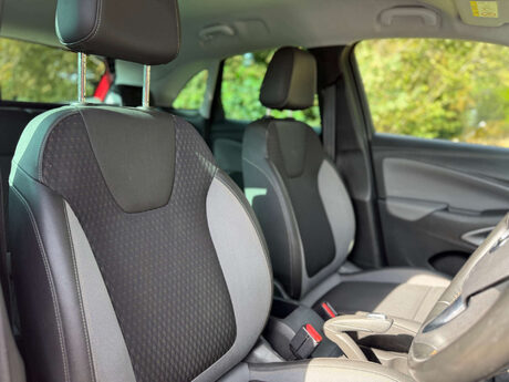 Vauxhall Crossland X 1.2 Crossland X Elite 5dr 36