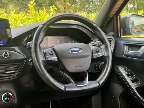 Ford Focus 1.0 Focus ST-Line 5dr 35