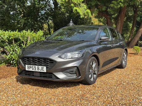 Ford Focus 1.0 Focus ST-Line 5dr 3
