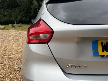 Ford Focus 1.0 Focus Titanium X 5dr 11