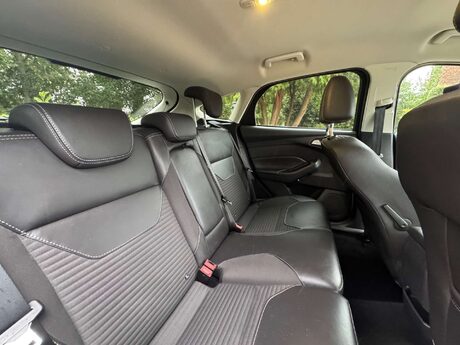 Ford Focus 1.0 Focus Titanium X 5dr 14