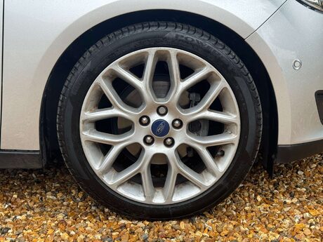 Ford Focus 1.0 Focus Titanium X 5dr 21