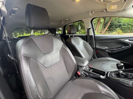 Ford Focus 1.0 Focus Titanium X 5dr 12