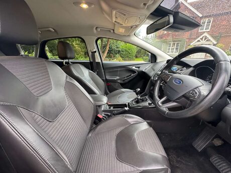 Ford Focus 1.0 Focus Titanium X 5dr 13