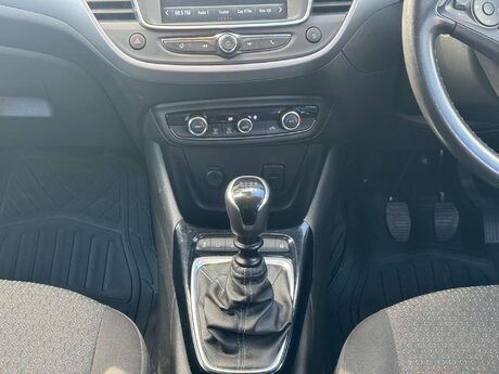 Vauxhall Crossland X 1.2 Crossland  X SE Ecotec S/S 5dr 13