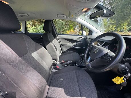 Vauxhall Crossland X 1.2 Crossland  X SE Ecotec S/S 5dr 31