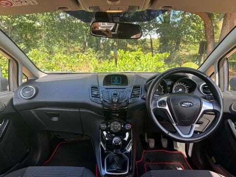Ford Fiesta 1.2 Fiesta Zetec 5dr 16