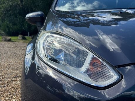 Ford Fiesta 1.2 Fiesta Zetec 5dr 32
