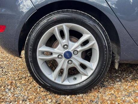 Ford Fiesta 1.2 Fiesta Zetec 5dr 25
