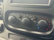 Vauxhall Vivaro 1.6 Vivaro  2900 Sportive CDTi 11