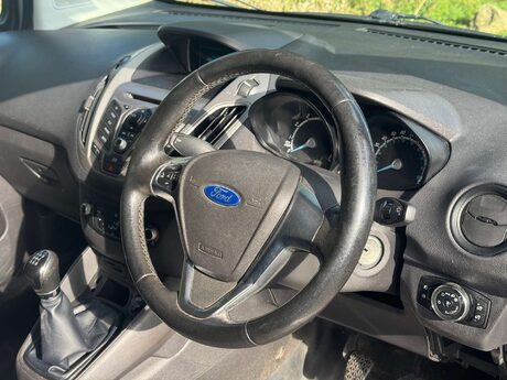 Ford Transit Courier 1.0 Transit Courier Trend 17
