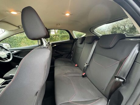 Ford Focus 1.0 Focus Zetec S 5dr 21