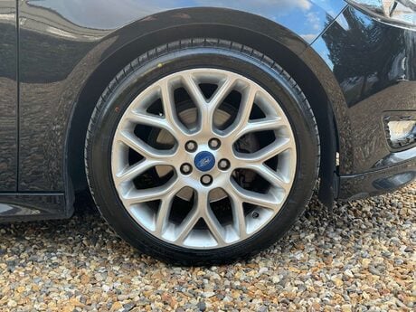 Ford Focus 1.0 Focus Zetec S 5dr 30