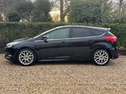 Ford Focus 1.0 Focus Zetec S 5dr 9