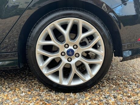 Ford Focus 1.0 Focus Zetec S 5dr 31