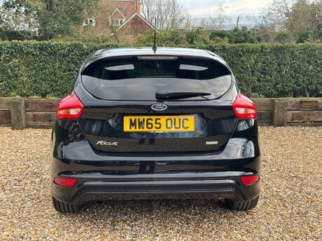 Ford Focus 1.0 Focus Zetec S 5dr 11