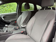 Ford Focus 1.0 Focus ST-Line 5dr 31