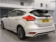 Ford Focus 1.0 Focus ST-Line 5dr 3