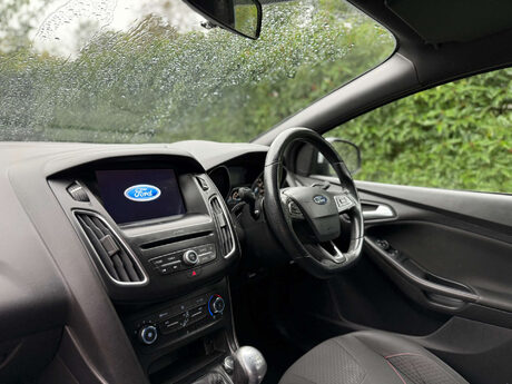 Ford Focus 1.0 Focus ST-Line 5dr 21
