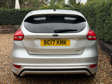 Ford Focus 1.0 Focus ST-Line 5dr 14