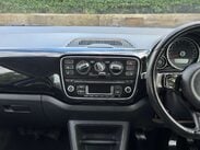 Volkswagen Up 1.0 Rock Up 3dr 7